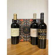 Dárková balení 3 LAHVE VÍNA  50  Negroamaro, Primitivo Salento , 30 Vecchie Vigne , vinařství Cignomoro, Apulie